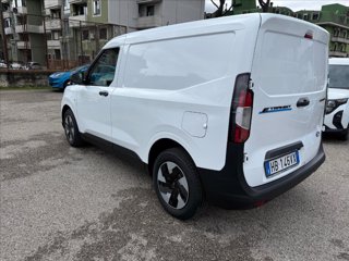 FORD e Tourneo Courier Titanium 43kWh