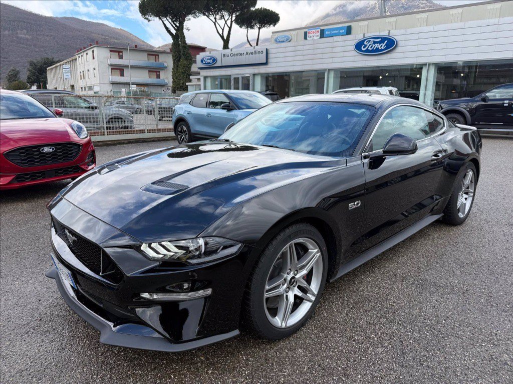 FORD Mustang Fastback 5.0 ti-vct V8 GT 421cv auto